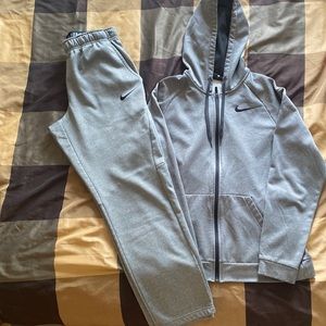 Nike Dry-Fit Sweatsuit